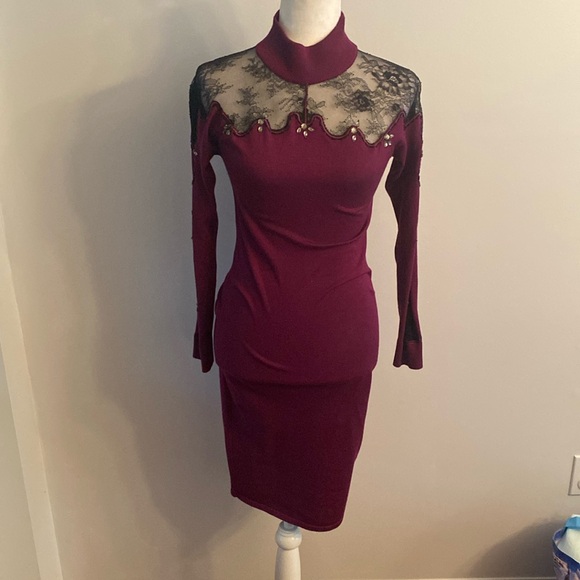 XS Venus  beaded dressss - Picture 2 of 12